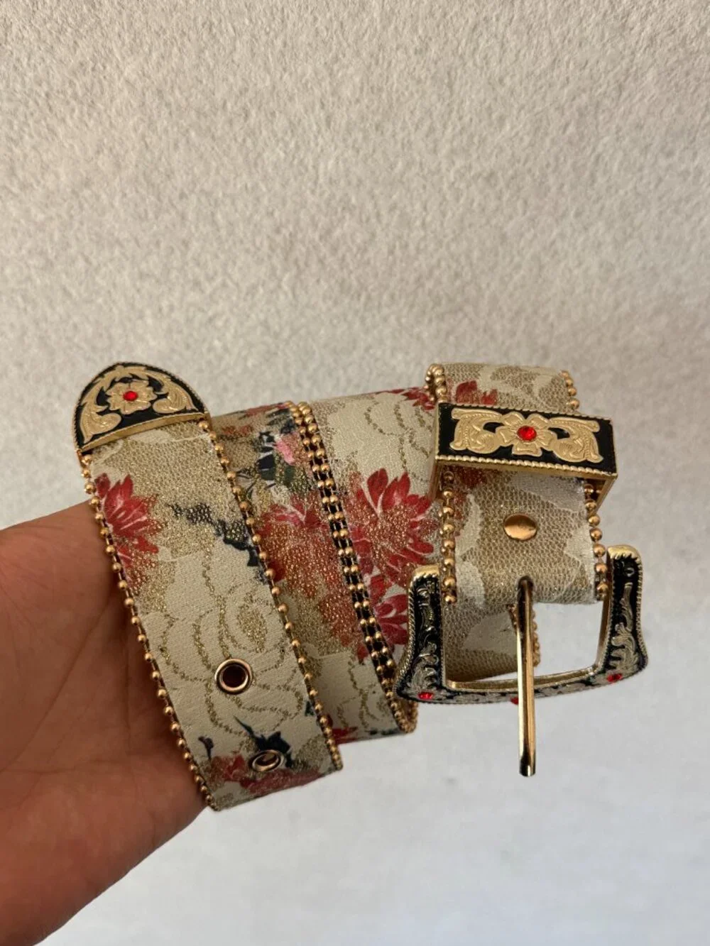 Floral Jacquard Tapestry Western Ruby Buckle Belt